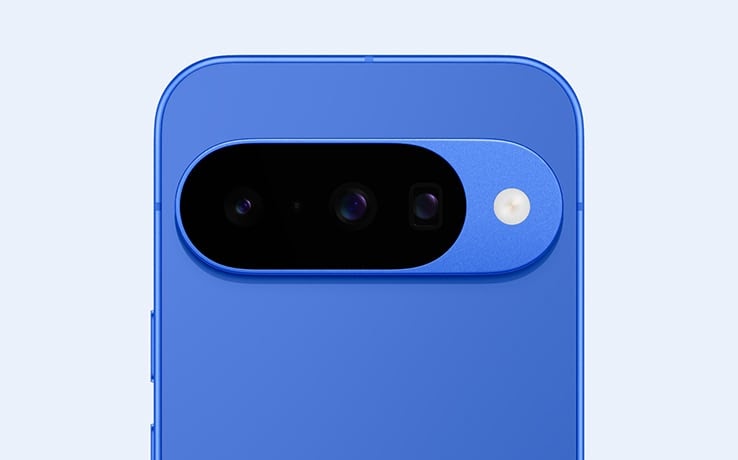 Google Pixel 10 Pro XL 的機身設計與螢幕細節展示