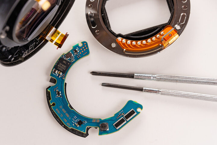 鏡頭維修過還能賣嗎？深入揭秘「維修紀錄」如何影響鏡頭收購價格！