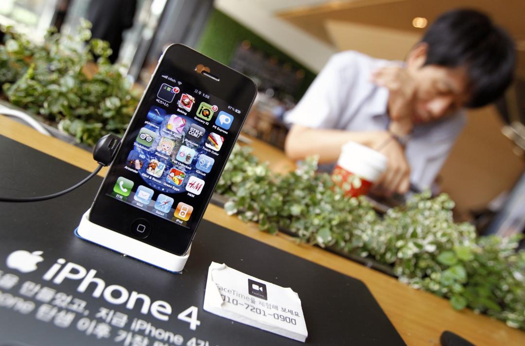 15 年前老 iPhone 收購需求暴增 10 倍！專家揭密舊機轉手與復古拍照魅力