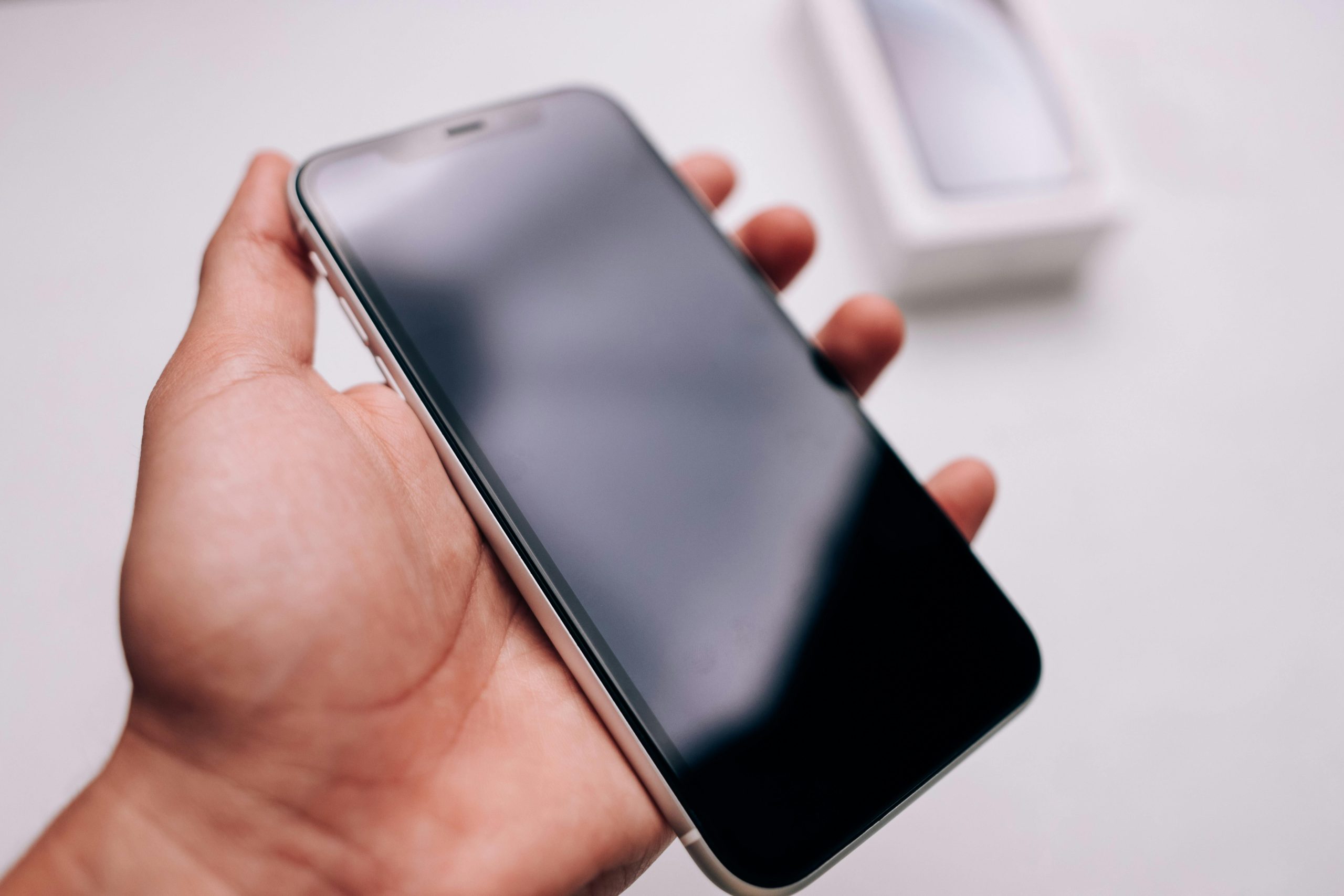 二手手機購買與收購全攻略：如何看懂手機回收價格並挑選高CP值手機